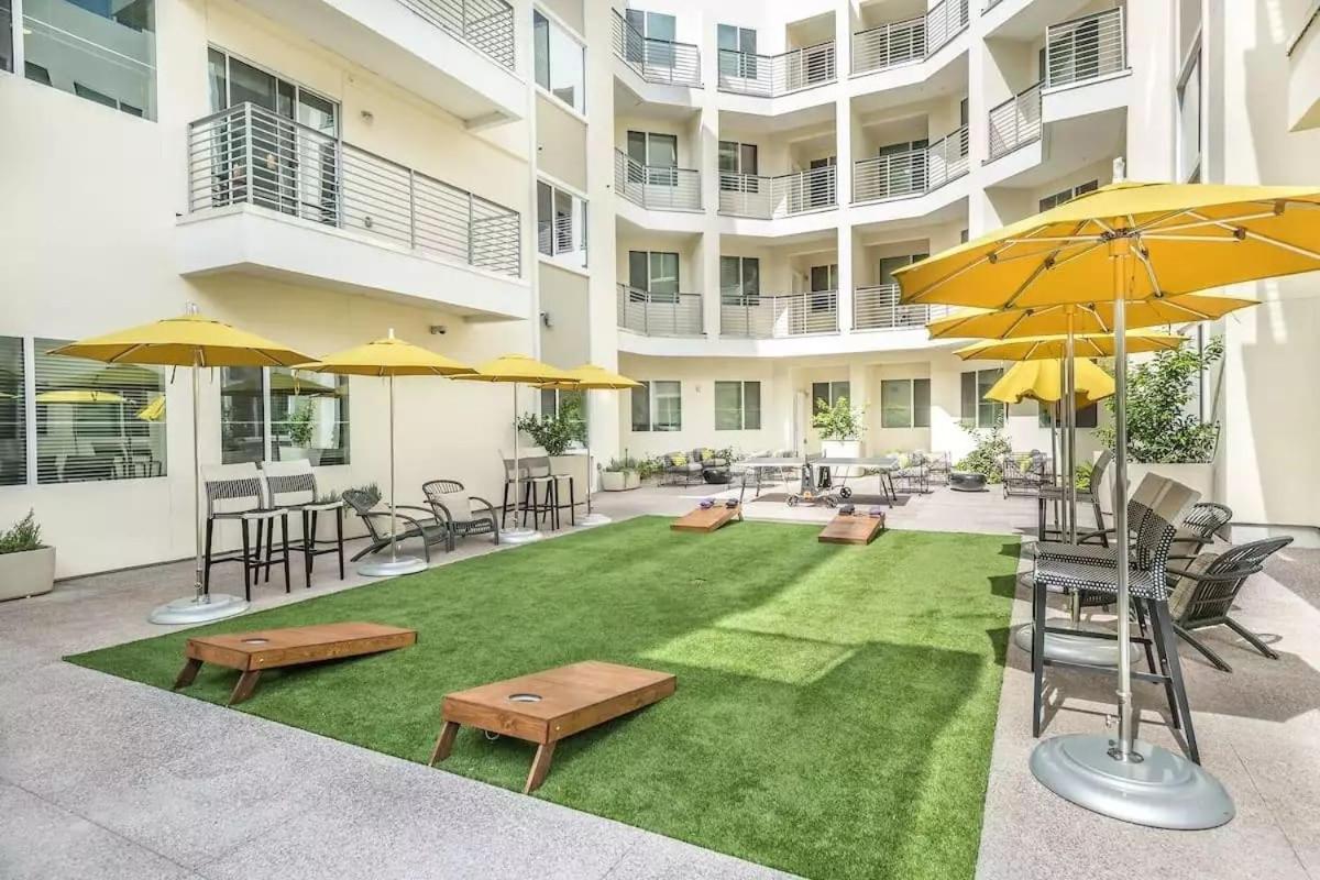 Apartment Modern Cozysuites - Paradise Under The Palm Trees! *